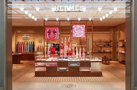 hermes boutique roissy